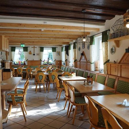Hotel Gasthof Weisser Loewe Burgthann Экстерьер фото